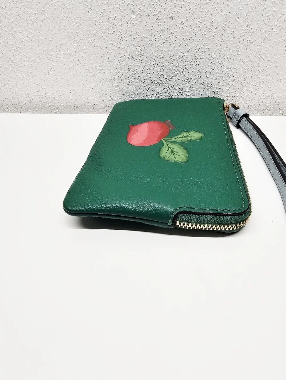 Coach Radush Corner Zip Wristlet Style C9588